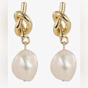 Gorgeous  Nordstrom 18KT dip Knot Pearl dangle Earrings